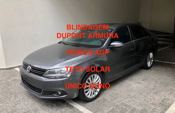 VOLKSWAGEN JETTA 2.0 TSI HIGHLINE 211CV GASOLINA 4P TIPTRONIC